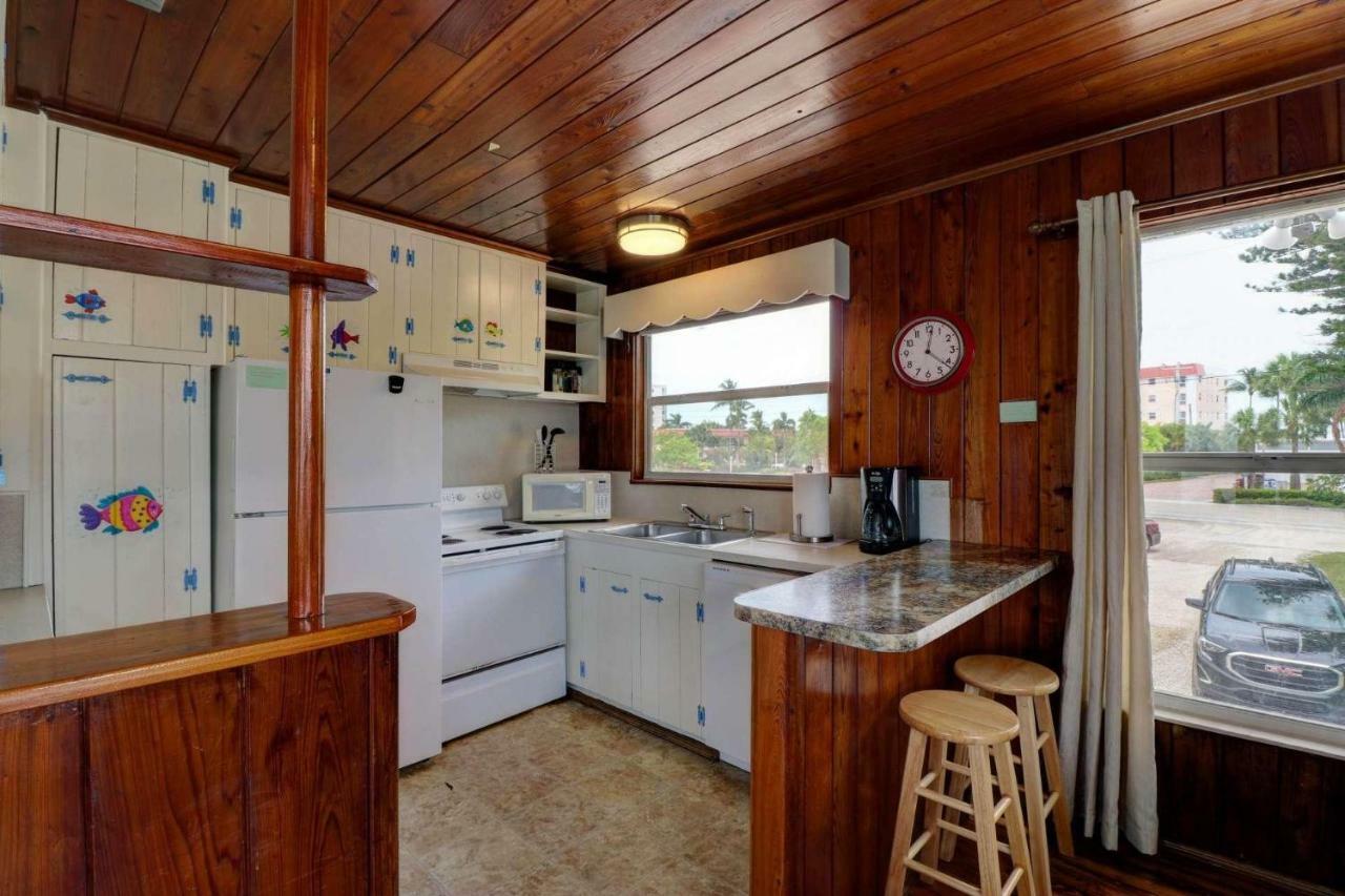 Estero Island Apartment With Boat Dock 迈尔斯堡海滩 外观 照片