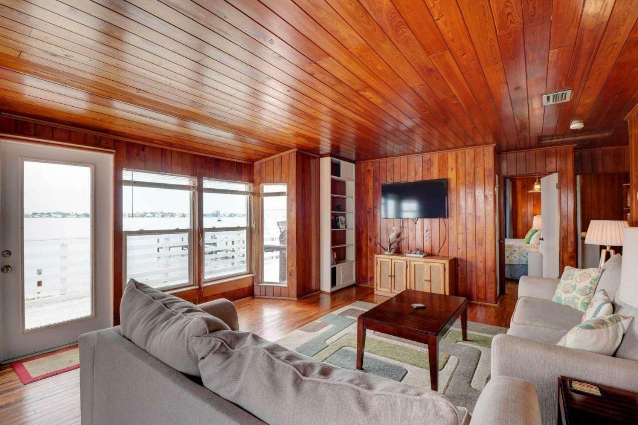 Estero Island Apartment With Boat Dock 迈尔斯堡海滩 外观 照片